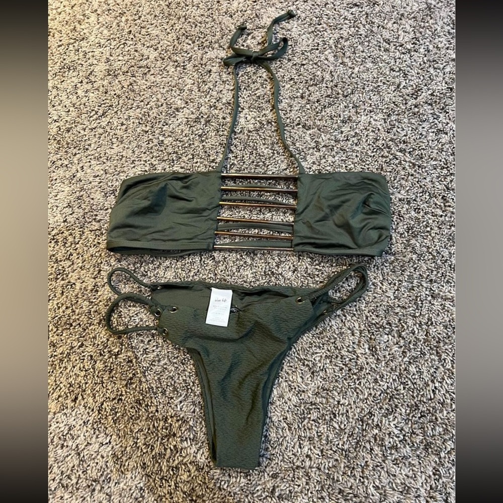 Bikini from California, Blue Life